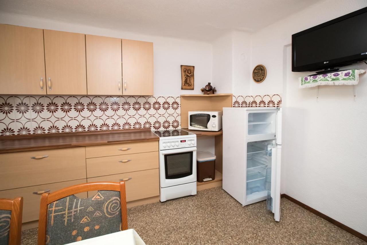 Apartment Kocjanc *